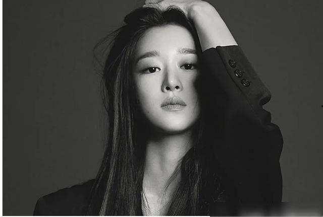 小白树叶黑料爆料视频,黑料爆料视频深度解析  第1张